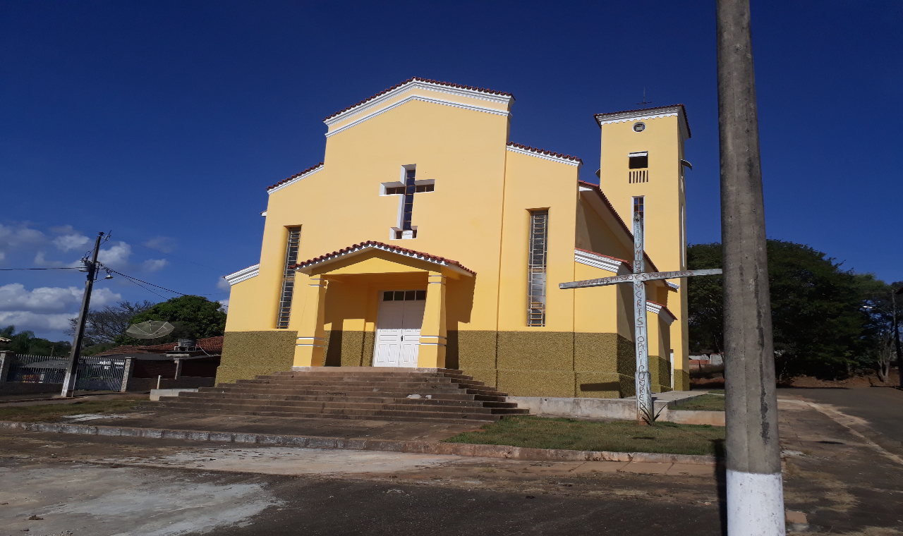 IGREJA DO MUNICIPIO DOS ROCHAS